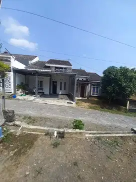 DIJUAL RUMAH MURAH CANTIK MENARIK DI JAPUNAN MERTOYUDAN