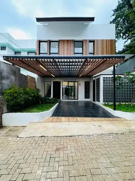 Jual rumah siap Huni di Pesanggaran Jaksel
