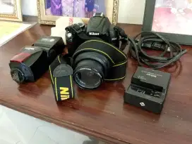 JUAL KAMERA NICON D5000 (RUSAK)