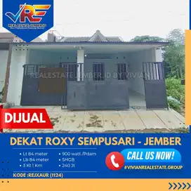 RUMAH DEKAT ROXY MALL JEMBER