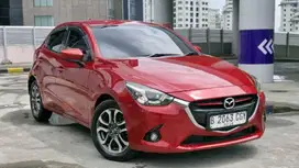 Mazda 2 R merah 2015