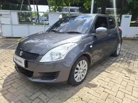 [OLXmobbi] DP Rendah Suzuki Swift 1.4 GL Bensin-MT 2014 Abu-Abu