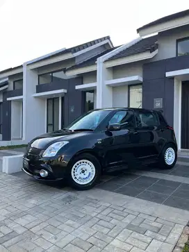 Suzuki Swift 2010 Bensin