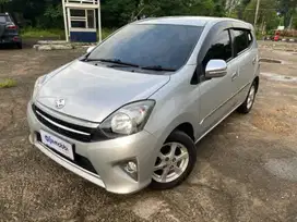 Pajak Panjang Toyota Agya 1.0 G Bensin-MT 2014 Silver WPF