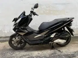 Pcx 2018 “ bintang dewata motor “