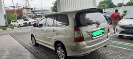 Jual Kijang Innova 2013 Bensin V Luxury