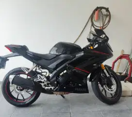 Motor Yamaha YZF R15 thn 2018 warna hitam