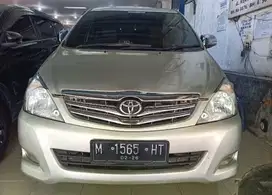 Toyota Kijang Innova G Manual Siap Pakai