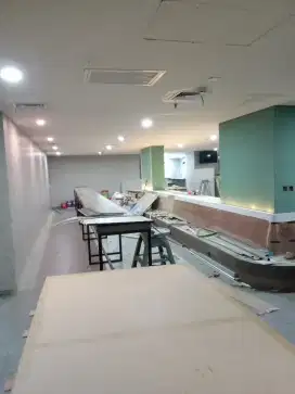 Costum interior