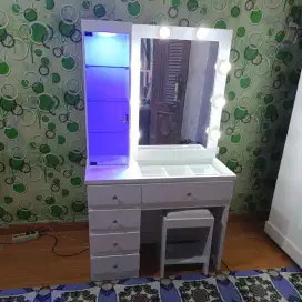Meja Rias Minimalis Murah
