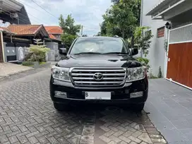 Toyota Land Cruiser VX200 V8 2011 Edisi 60 th Anniversary