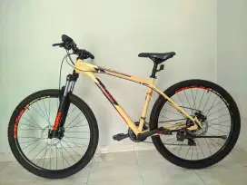 sepeda MTB Polygon cascade 3 uk 27.5 frame M bisa TT poligon lain