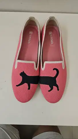 Sepatu Wanita VIVAIA – Pink, Motif Kucing