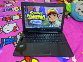 Laptop Asus ram 8gb body tipis masih mulus