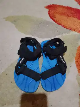 Sepatu sandal anak borongan