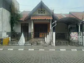 Termurah Rumah Hitung Tanah 1 Lantai Babatan Pratama Wiyung, Surabaya