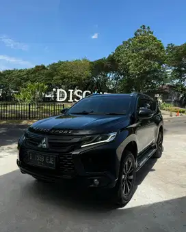 Pajero Matic 2019 Hitam Km rendah, mulus, siap pakai