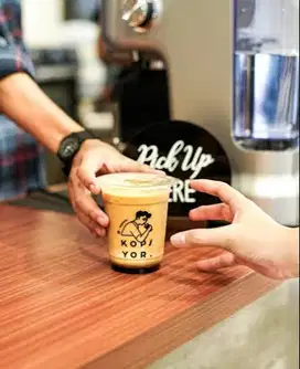 DIBUTUHKAN SEGERA BARISTA (AREA JAKARTA UTARA)