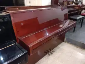 Piano Yamaha Akustik