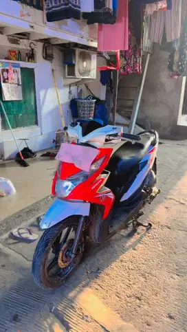 beat 2019 merah putih