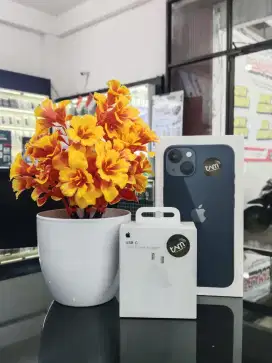 IPHONE 13 128 PROMO HANYA 9 JUTA SAJA GARANSI RESMI IBOX!!!