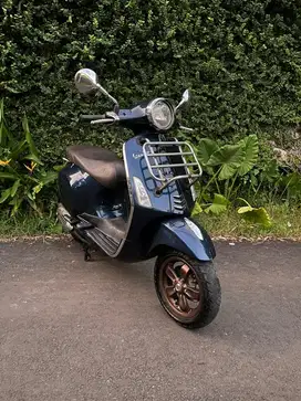 PIAGGIO VESPA MATIC PRIMAVERA 150 3VIE 2014 MIDNIGHT BLUE 2014 GARANSI