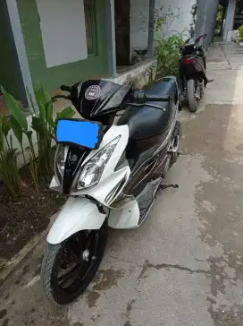 Suzuki Skywave Putih 125 2010