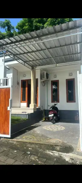 Dijual rumah murah di Munggu dekat ke Canggu badung Kuta utara