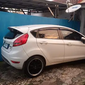 Ford Fiesta 2011 Bensin