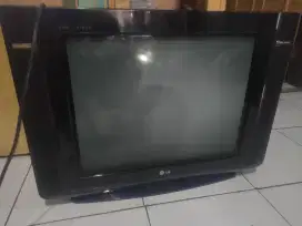 TV Slim 21 inch LG normal nominus + remote