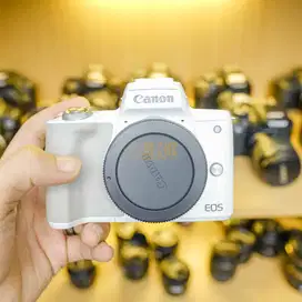 Canon EOS M50 II Body Only Fullset Mulus Like New