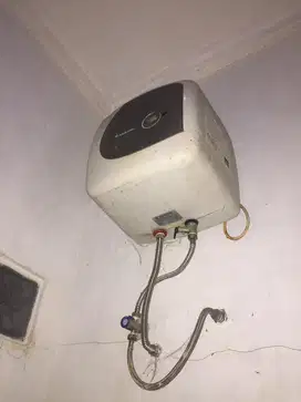 Di jual water heater secen kondisi msh bgus