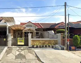 Rumah Besar Siap Huni, Perum Taman Pondok Jati, Taman, Sidoarjo