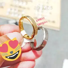 Cincin tangan titanium c17 silver motif tipis pria atau wanita