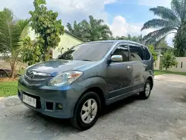 Toyota Avanza Tipe G 2011