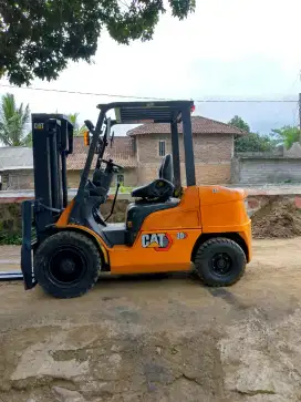 Forklift Jepang original Caterpillar