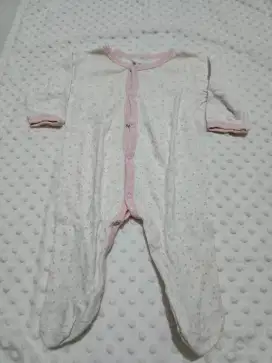 Baju tidur bayi