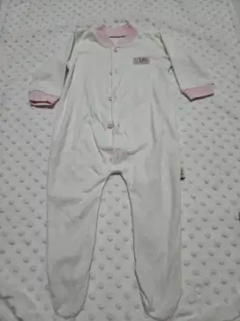 Baju tidur bayi