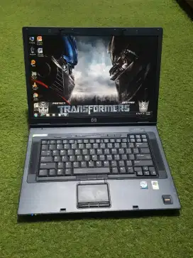 HP CompaQ NC 8430