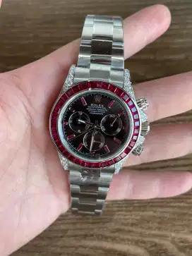 NEW ROLEX OUT OF CATALOG DAYTONA RUBY LIMITED EDITION