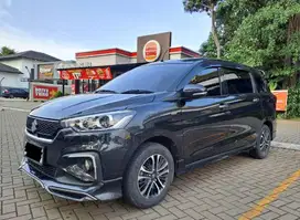 SUZUKI ERTIGA SPORT HYBRID AT MATIC 2022 HITAM KM 28RB