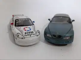 Diecast Mobil Welly BMW Z3 dan Saico Porsche 911 GT3 RS