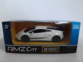 Diecast Mobil RMZ Lamborghini Gallardo Bagus