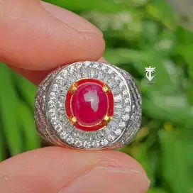 Batu Permata Natural RED Ruby Burma Myanmar 2.77 Ct GRI Lab Memo