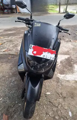 NMAX 2018 TANGAN PERTAMA WARNA HITAM PAJAK HIDUP