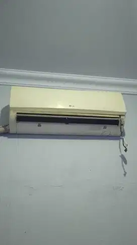 Service AC bongkar pasang AC tukang AC panggilan isi freon AC