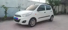 Hyundai i10 1.1 Facelift Putih M/T