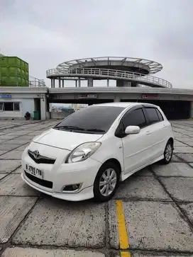 Toyota Yaris 1.5 S Limited AT 2011 Putih (TDP 10jt)