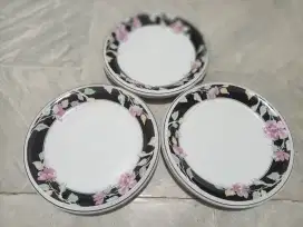 Piring2 cantik mantulita