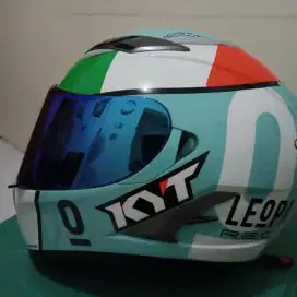 Dijual Helm Full Face KYT Vendetta Leopard MotoGP Size M fit L